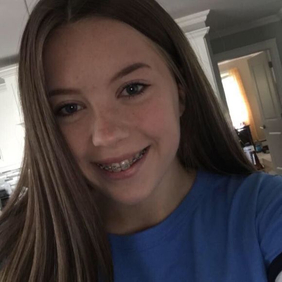 Meet your Posher, Rachel - Picture 1 of 1